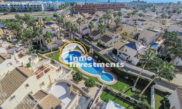 Villa - Bestaande bouw - Playa Flamenca - Montilla