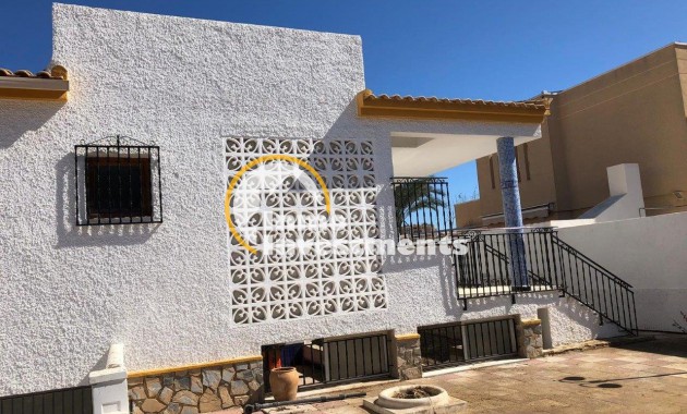 Villa - Bestaande bouw - Torrevieja - Aguas Nuevas