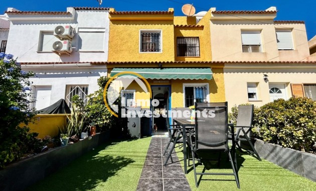 Villa - Bestaande bouw - Torrevieja - La Siesta - El Salado - Torreta