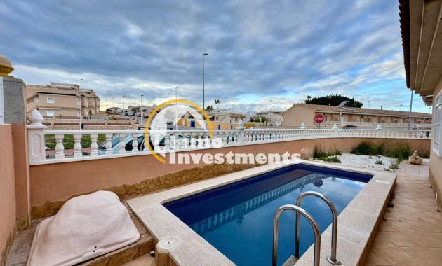 Villa - Bestaande bouw - Torrevieja - Los Balcones - Los Altos del Edén