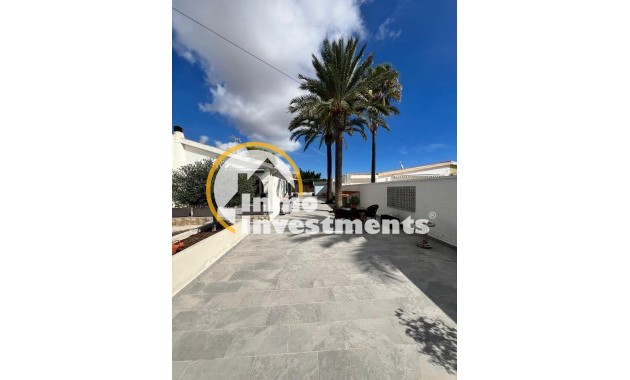 Villa - Bestaande bouw - Torrevieja - Nueva Torrevieja