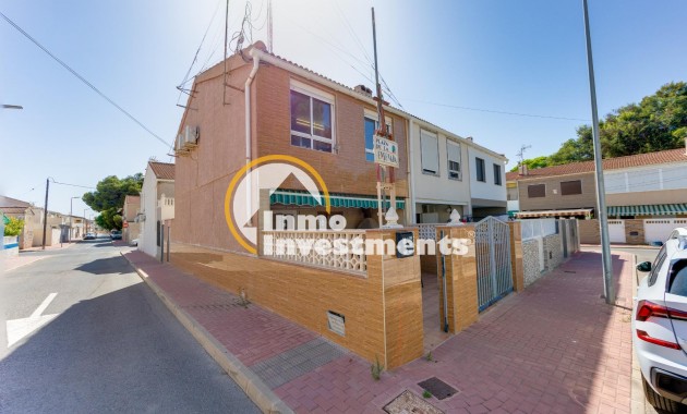 Villa - Bestaande bouw - Torrevieja - Playa de los Naufragos