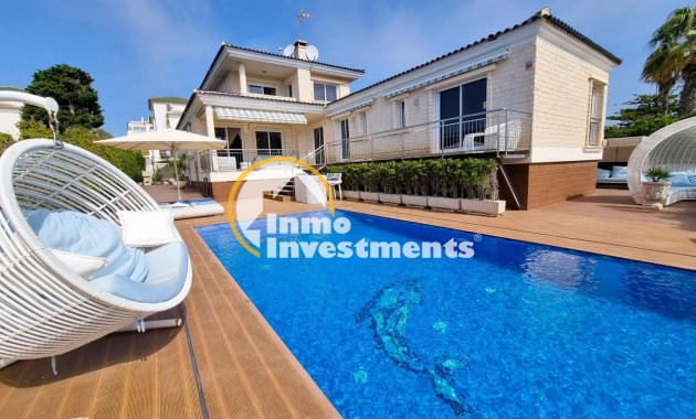 Villa - Bestaande bouw - Torrevieja - Torre la mata