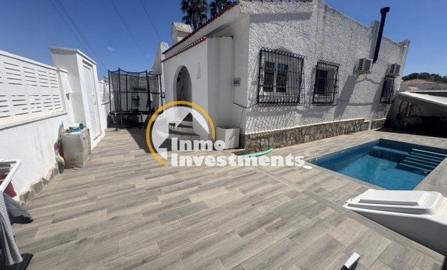 Villa - Bestaande bouw - Villamartin - Blue Lagoon