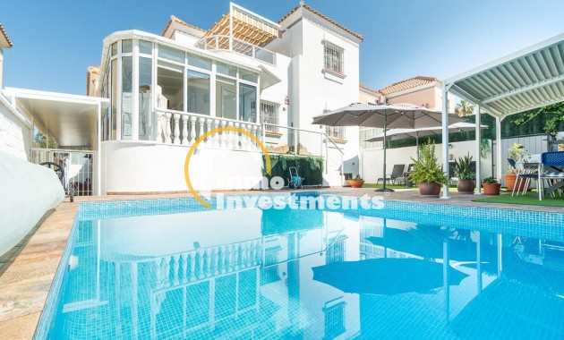 Villa - Bestaande bouw - Villamartin - Blue Lagoon