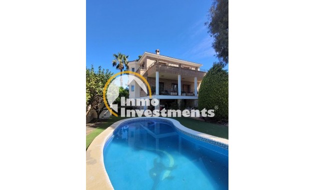 Villa - Gebrauchtimmobilien - Ciudad Quesada - 31918