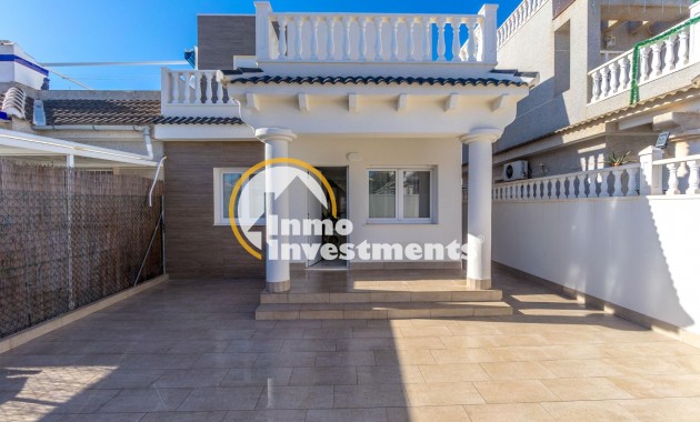 Villa - Gebrauchtimmobilien - Torrevieja - El Chaparral