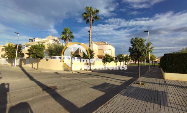 Villa - Gebrauchtimmobilien - Torrevieja - Juanjo-82392