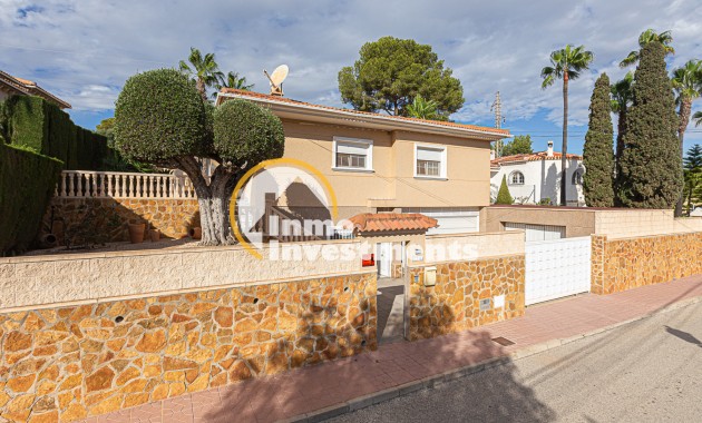 Villa - Gebrauchtimmobilien - Villamartin - 11407
