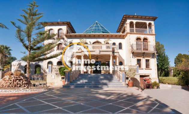 Villa - Gebrauchtimmobilien - Villamartin - 7586