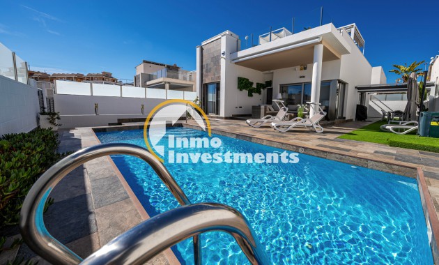 Villa - Gebrauchtimmobilien - Villamartin - 9300