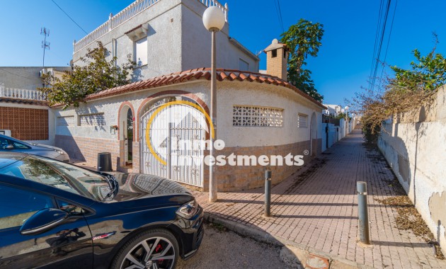 Villa mitoyenne - Revente privée - Torrevieja - 9200