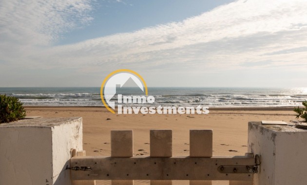 Villa - Resale - Guardamar del Segura - Pueblo