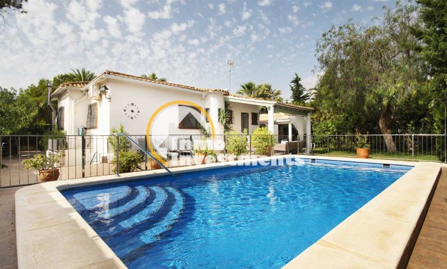 Villa - Resale - La Zenia - 10168
