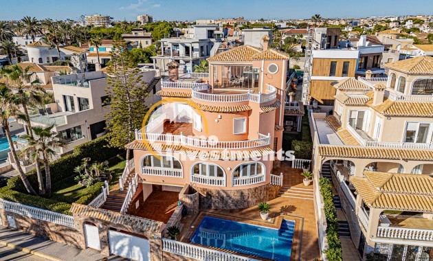 Villa - Resale - La Zenia - 10277