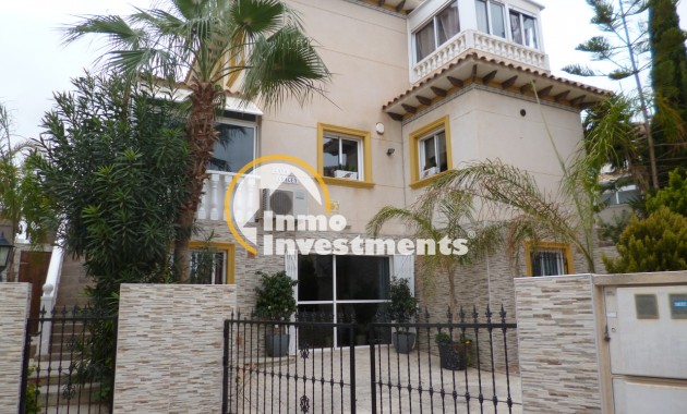 Villa - Resale - Playa Flamenca - 56745