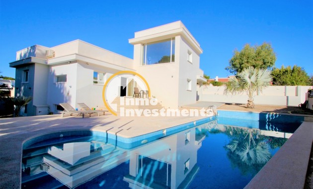 Villa - Resale - Quesada - 10840