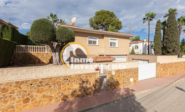 Villa - Resale - Villamartin - 11407