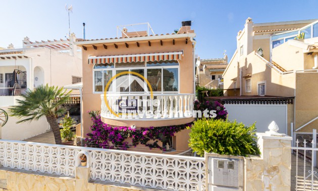 Villa - Resale - Villamartin - 7203