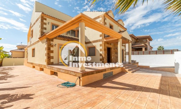 Villa - Revente privée - Torrevieja - Aguas Nuevas