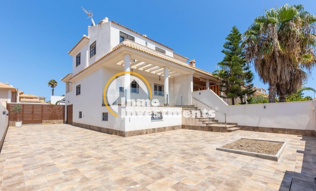 Villa - Revente privée - Torrevieja - Aguas Nuevas