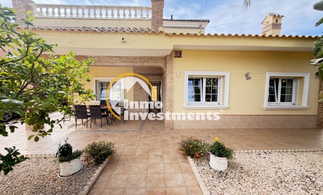 Villa - Till salu - Cabo Roig - Beachside