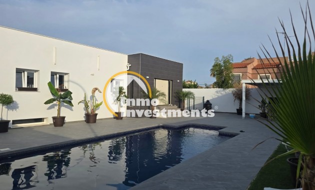 Villa - Till salu - Ciudad Quesada - 13177