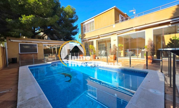 Villa - Till salu - Orihuela Costa - Altos de Campoamor