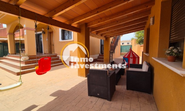 Villa - Till salu - Torrevieja - Torrevieja