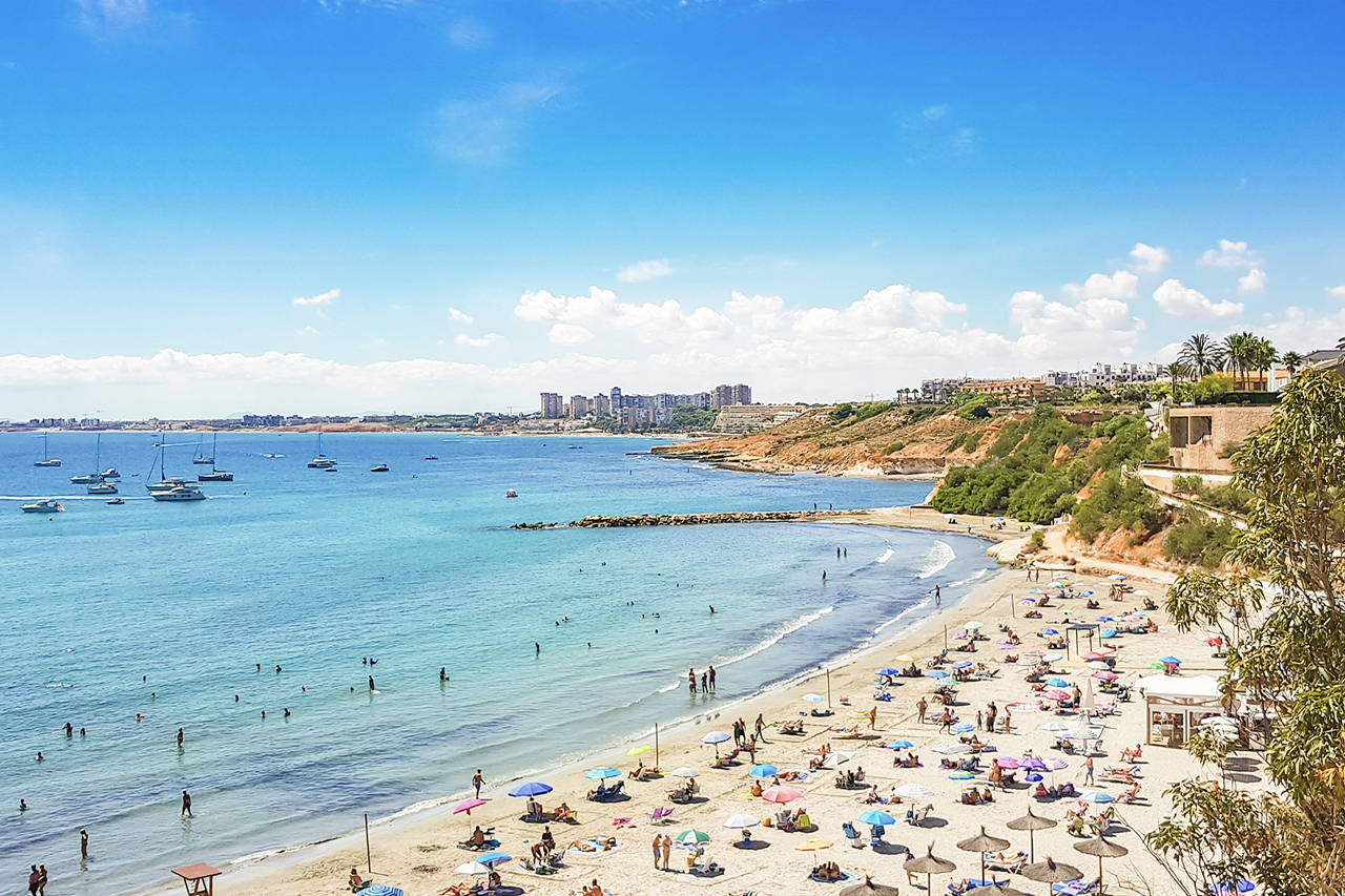 The Costa Blanca gets ready to welcome visitors to Spain this summer 2021
