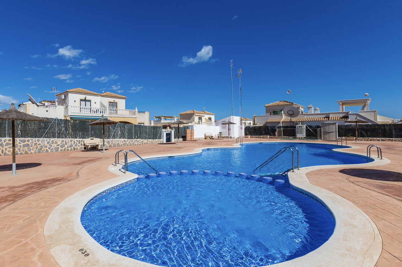 What is a quad villa or quad house in Spain