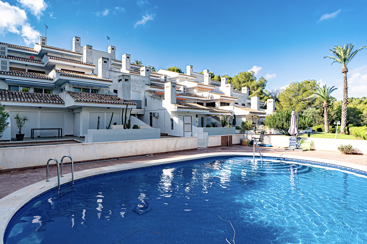 Immobilienmarktbericht 2025 und Immobilienverkäufe an der Costa Blanca