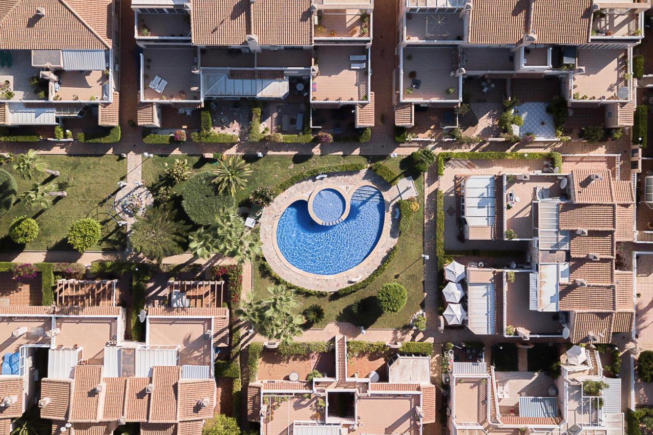 The complete property buyers guide for the Residential Miraflores community in Orihuela Costa