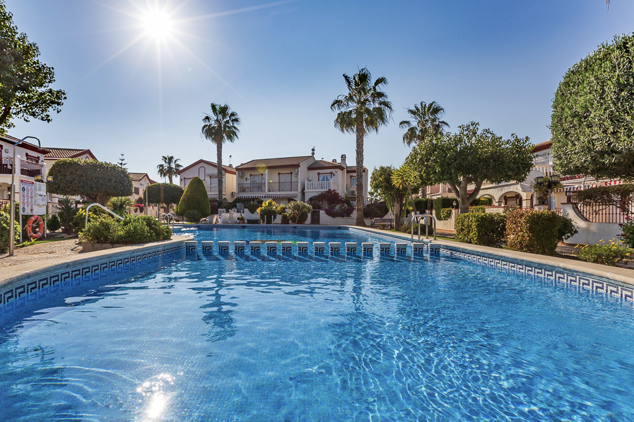 La guía completa para compradores de viviendas en las comunidades Zenia Golf de Orihuela Costa