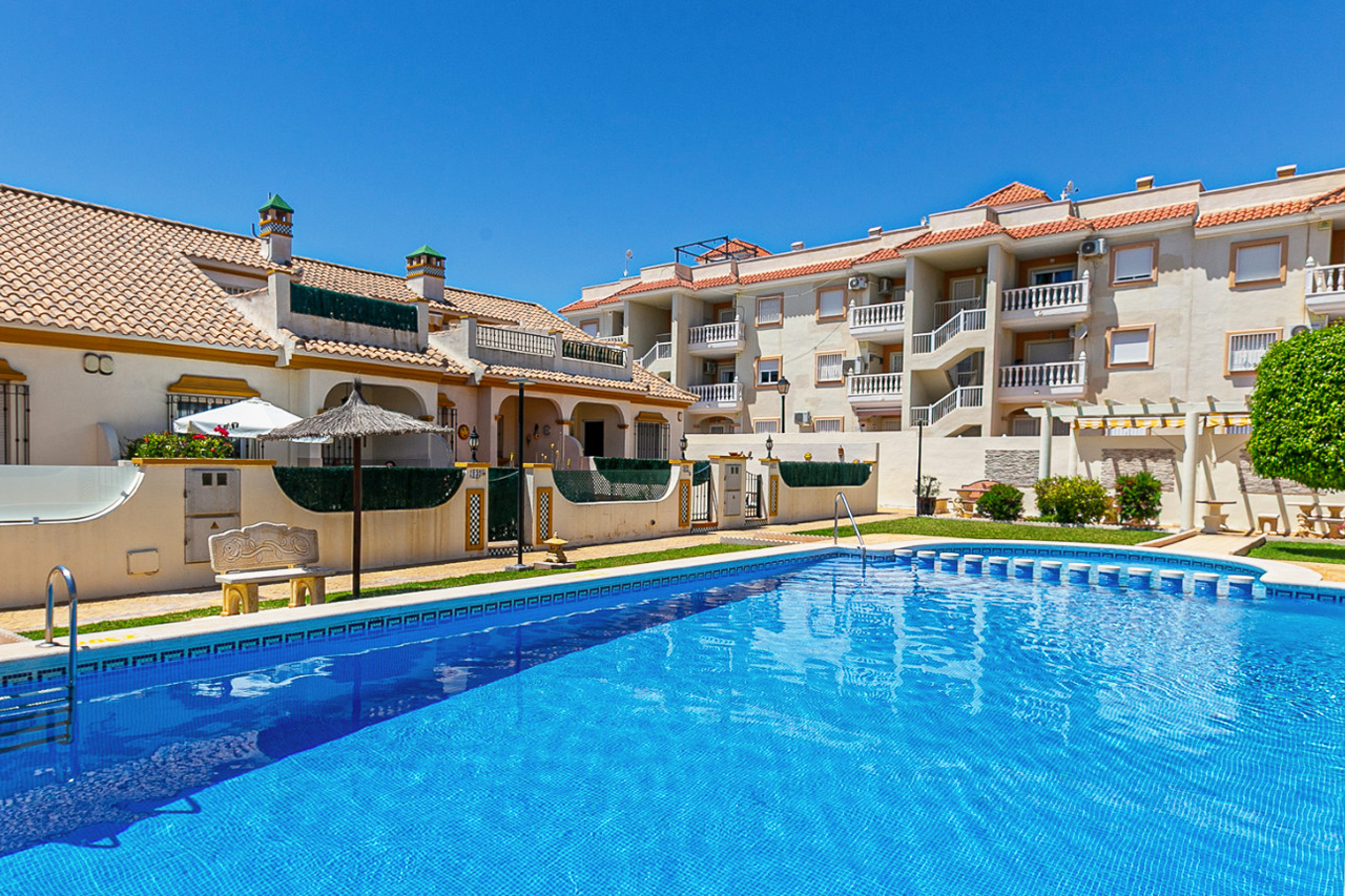 La guía completa para compradores de viviendas en las comunidades Zenia Golf de Orihuela Costa
