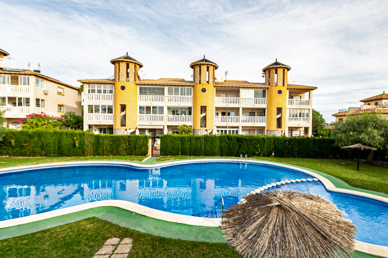 The complete property buyers guide for Villas San José in Playa Flamenca, La Zenia, and Cabo Roig
