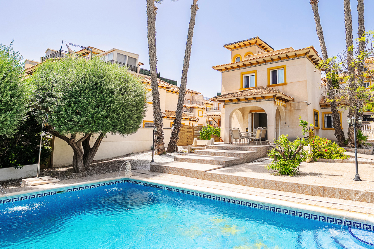 The complete property buyers guide for Villas San José in Playa Flamenca, La Zenia, and Cabo Roig