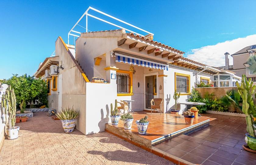 What is a bungalow? Properties in Spain explained
