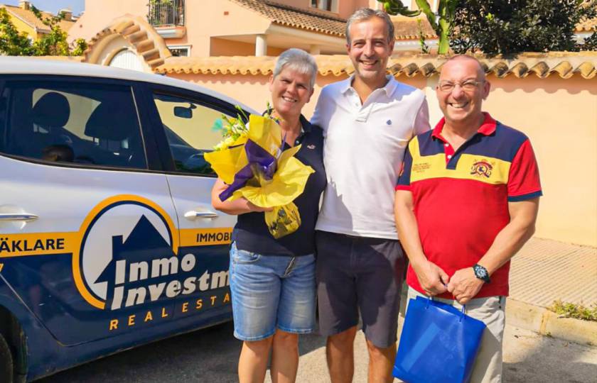 Unsere neuesten Immobilienkäufer finden in Playa Flamenca ihr Traumhaus