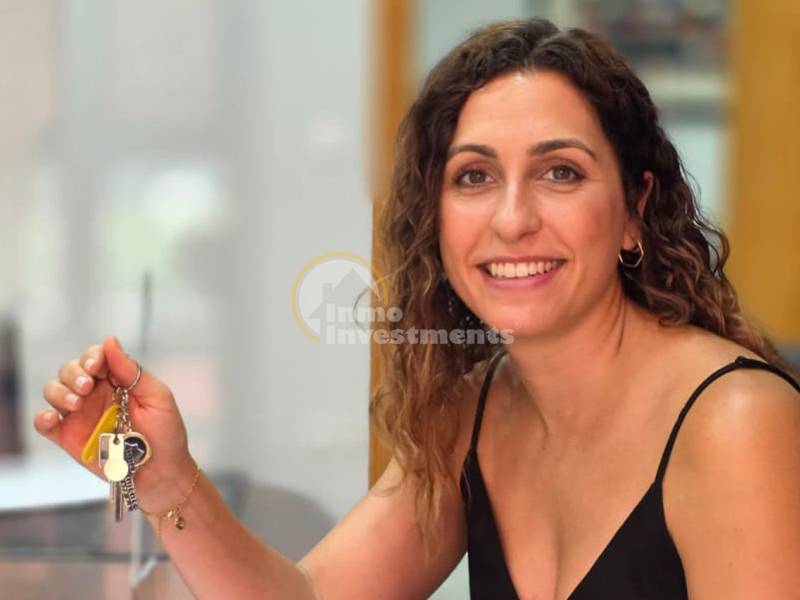 Belén buys her first property in Fortuna, Costa Calida
