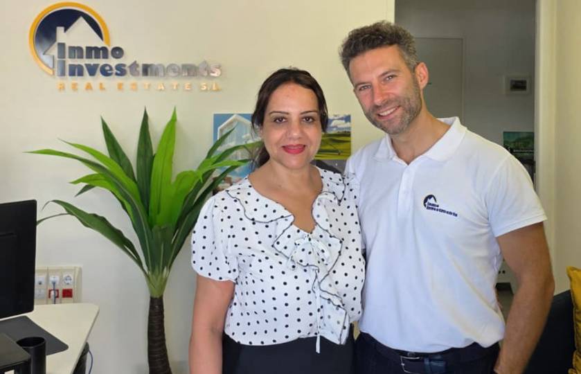 Racha returns to sell her property in Los Balcones