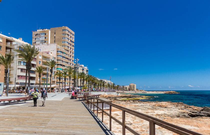 More than 4.1 million tourists expected across the Costa Blanca