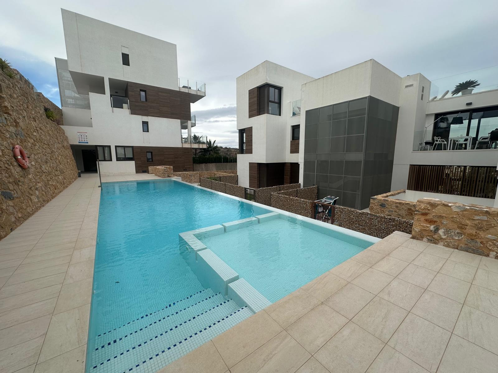 Apartment in Urbanizacion los Balcones - view 1