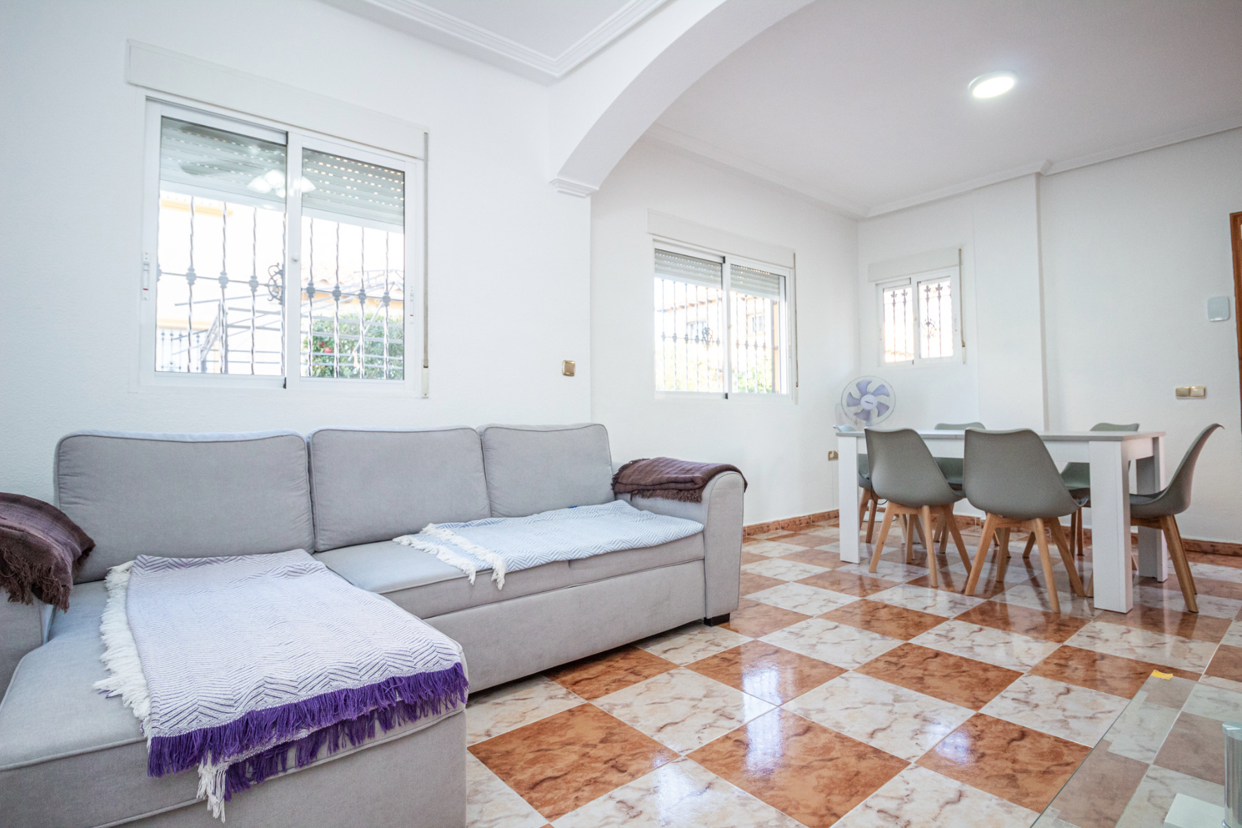 Villa in La Zenia - Image 2