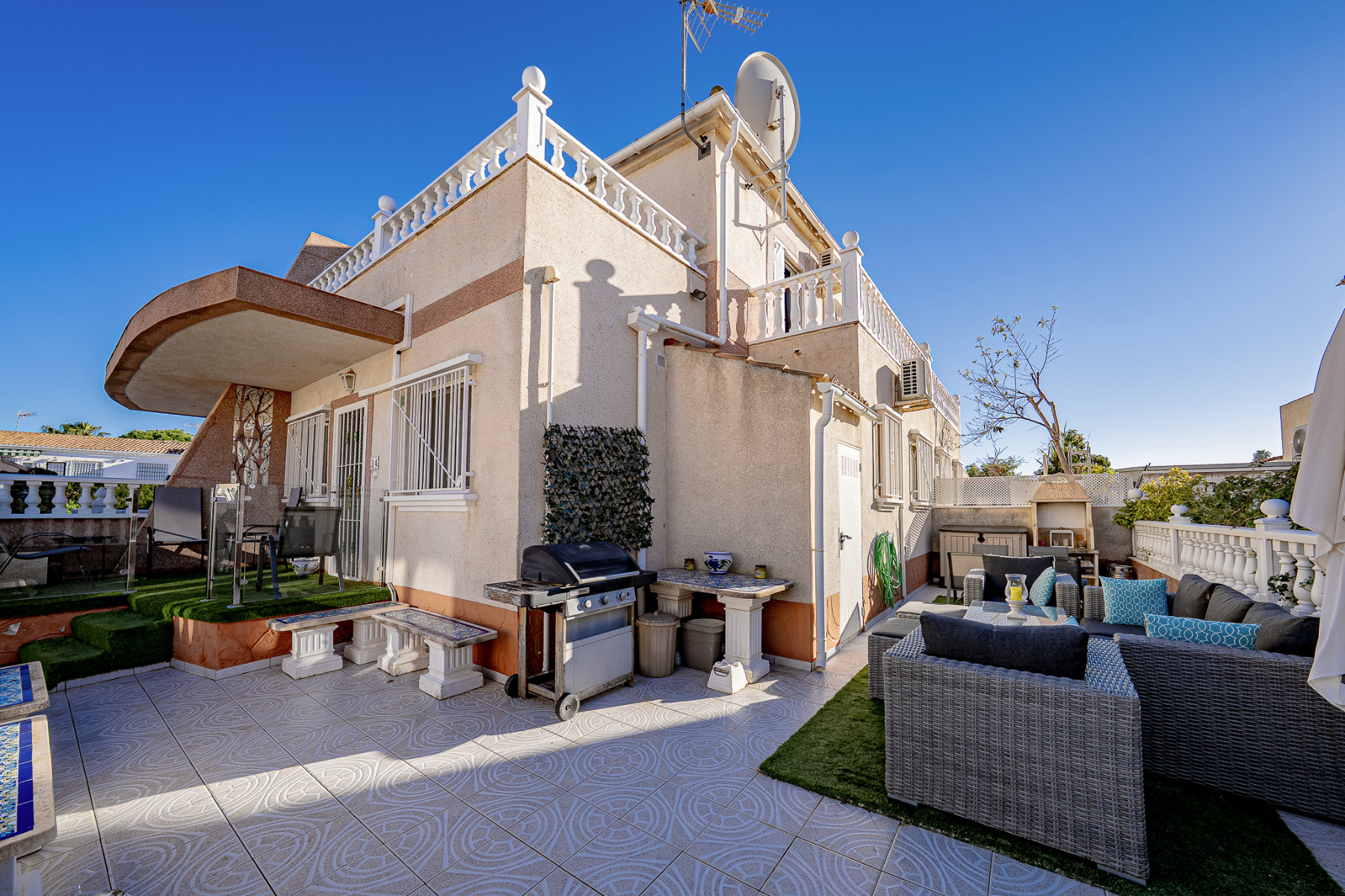 House in Cabo Roig - Image 2