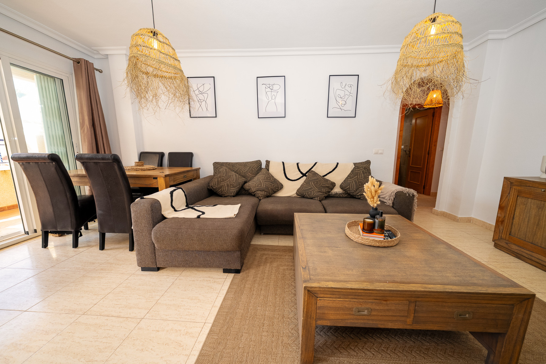 Apartment in Mil Palmeras - Image 3