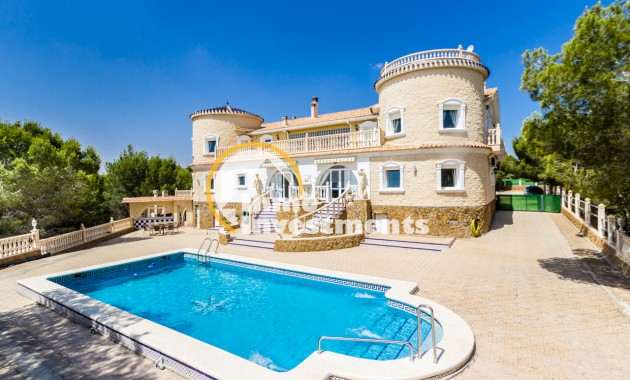 Luxury villa for sale in Pinar de Campoverde, Costa Blanca, Spain