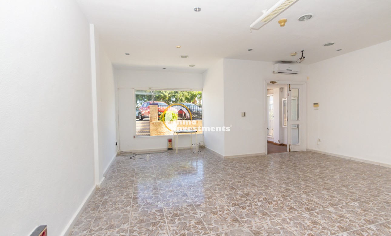 Long term rental - Commercial - Villamartin - Plaza