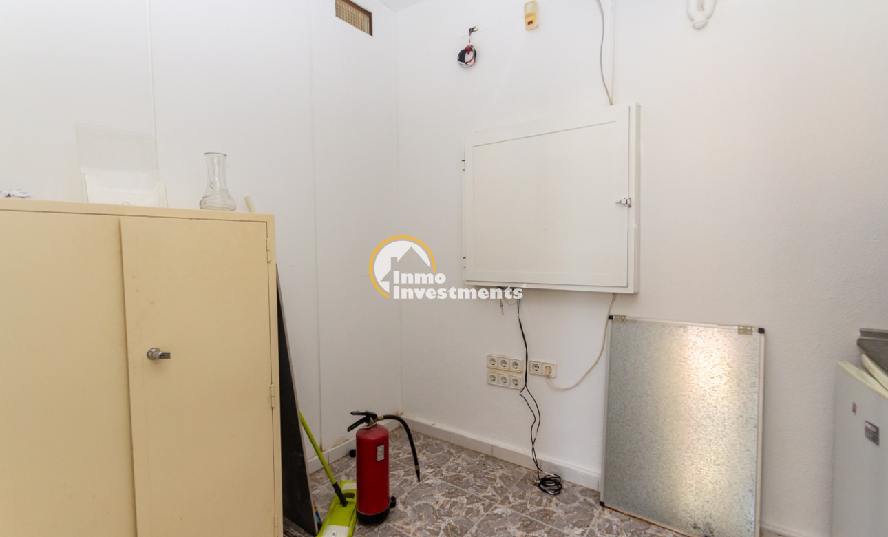 Long term rental - Commercial - Villamartin - Plaza