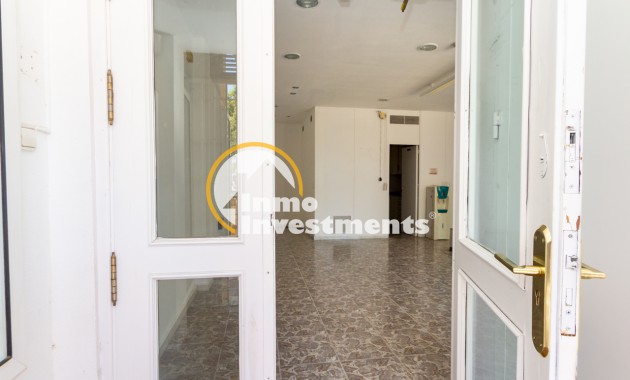 Long term rental - Commercial - Villamartin - Plaza